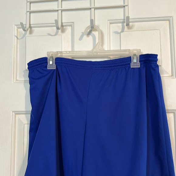 Adidas Blue Basketball short size XL women’s - Picture 3 of 4